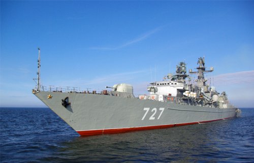 Минобороны РФ обвинило эсминец США в опасных маневрах в Средиземноморье