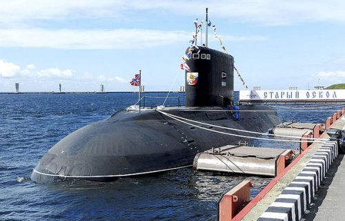 Новейшая российская подлодка "Старый Оскол" вошла в Черное море