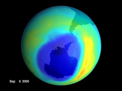Ученые обнаружили доказательства сокращения озоновой дыры над Антарктикой