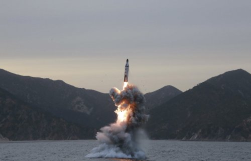 Пхеньян обещал "ответить физически" на установку ПРО США в Южной Корее
