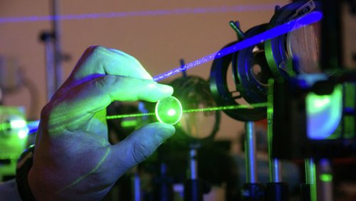 Российские ученые создали дешевый лазерный скальпель