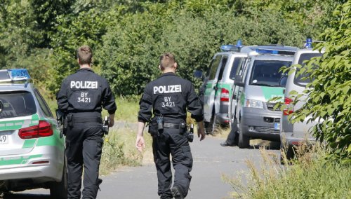Теракты в Германии: Меркель признала угрозу, но миграционную политику менять не хочет