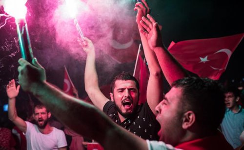 Турция: след мятежа тянется к саудовцам