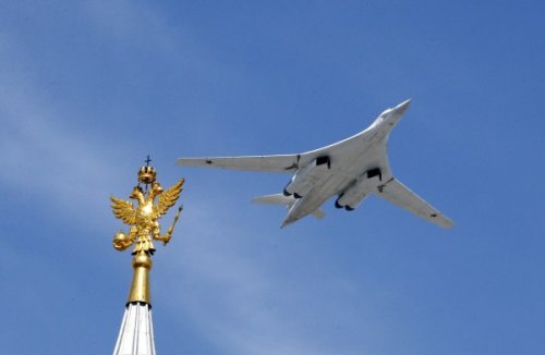 Названы возможные сроки первого полета модернизированного Ту-160М2