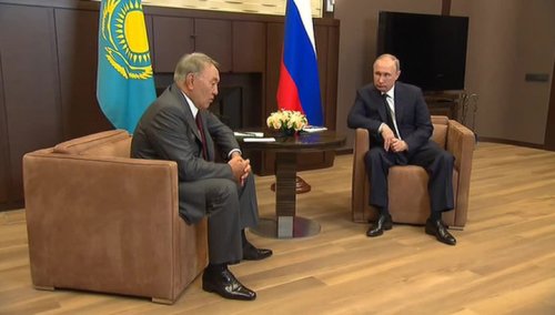 Путин поблагодарил Назарбаева за посредничество в примирении с Турцией