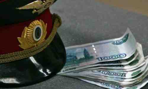 Глава антикоррупционного отдела на Камчатке попался на взятке в 2,5 млн рублей 