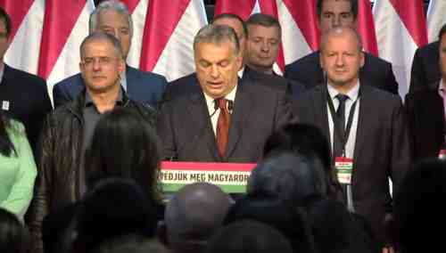 Референдум в Венгрии: премьер призывает прислушаться к народу