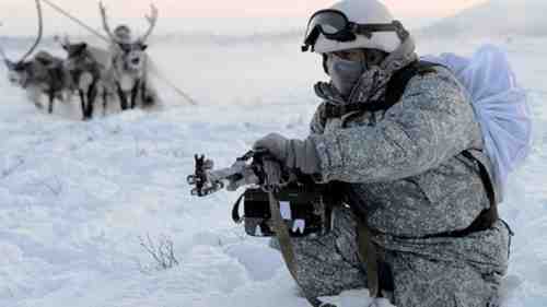 Российских спецназовцев оснастят арктическими бронежилетами 