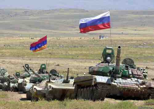 Президент России одобрил создание объединенной группировки войск России и Армении