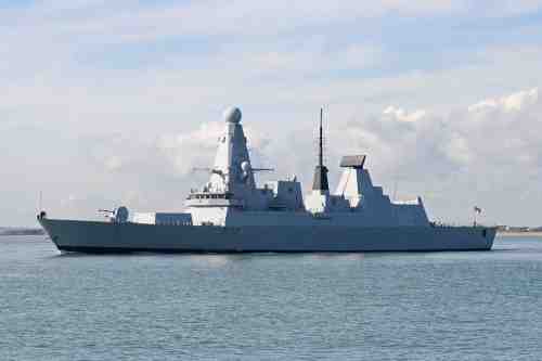 Британские эсминцы оказались беззащитны перед российскими подлодками 
