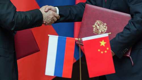 В МИД Китая заявили о стратегическом значении отношений с Россией 