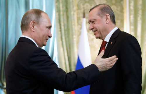 Путин констатировал восстановление политического диалога с Турцией 
