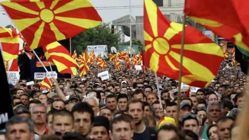 Македония находится на грани войны 