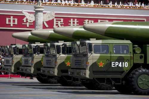 Лидер КНР призвал ускорить создание «армии будущего» 