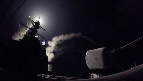 ИГ* напал на сирийские позиции одновременно с ракетным ударом США