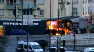 Подозреваемые в нападении на Charlie Hebdo убиты, заложники спасены