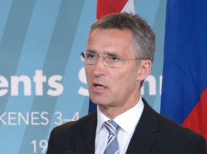 Генсек НАТО заявил о «признаках небольшого улучшения» в Донбассе