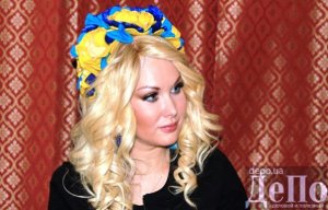 Украинская певица с русскими корнями Катя Бужинская оскорбила крымчан, назвав их "тварями"