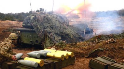 Украинская армия идет в контратаку в боях за Дебальцево