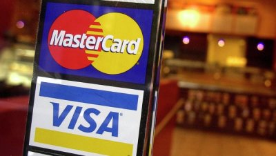 Аксенов: Альтернатива Visa и MasterCard появится в Крыму до 1 мая