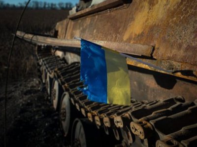 Силы ополчения блокируют путь снабжения украинских силовиков под Дебальцево