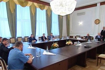 Источник: на переговорах в Минске стороны договорились о режиме прекращения огня