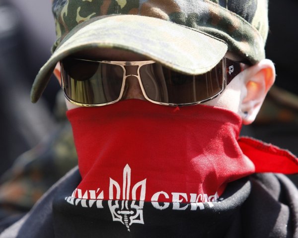 Минобороны ДНР: 17 батальонов ВСУ перешли под контроль «Правого сектора»