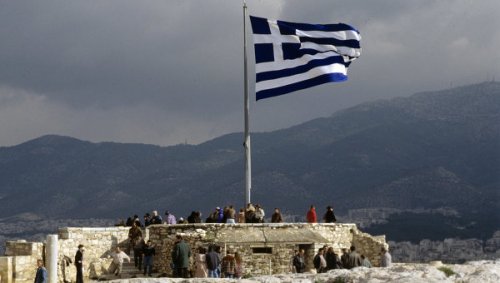 В Греции выписан ордер на арест американца по делу о прослушке
