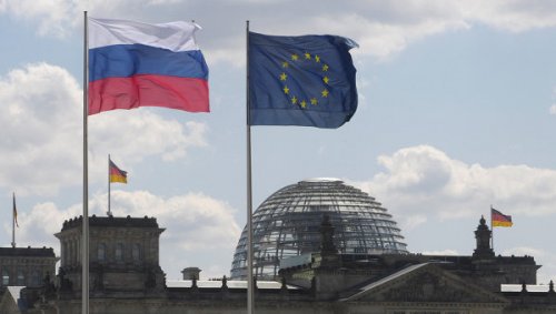 The Guardian: России удается завоевать доверие людей в Европе