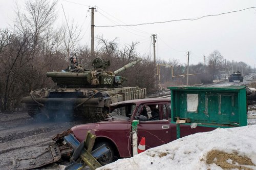 Танки и снайперы «Азова» атакуют ополченцев в Широкино
