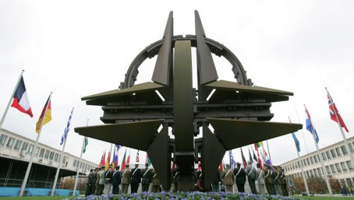 Правительство Украины утвердит программу сотрудничества с НАТО в среду