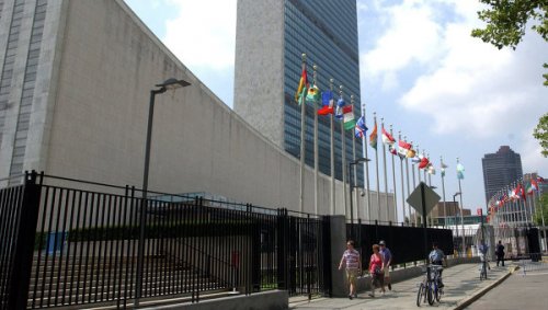 Украина начала консультации в ООН по вводу миротворцев