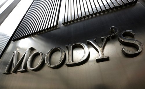 Moody's понизило суверенный рейтинг России до спекулятивного уровня