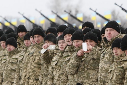 Британский военный: Украинские силовики не умеют ни стрелять, ни командовать