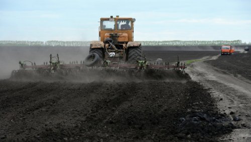 Депутаты ГД просят правительство выделить 15 млрд рублей для аграриев