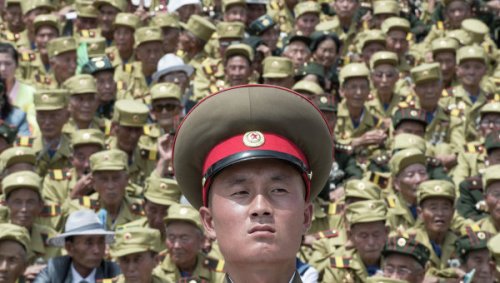 Лидер КНДР призвал армию быть готовой к войне