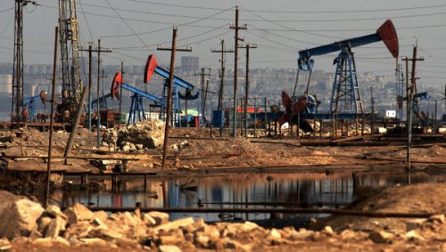 Нефтедобывающие компаний США попросили власти снять запрет на экспорт нефти