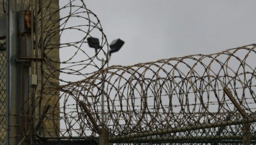 Суд обязал минобороны США опубликовать фото пыток над заключенными