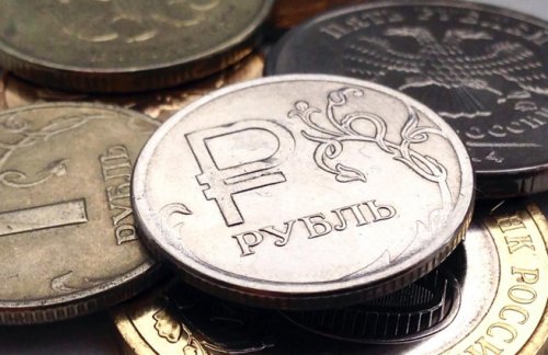 Bloomberg: Аналитики ошиблись, рубль стал лучшей валютой в мире