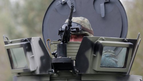 ДНР заявила о танковом обстреле своих позиций у донецкого аэропорта