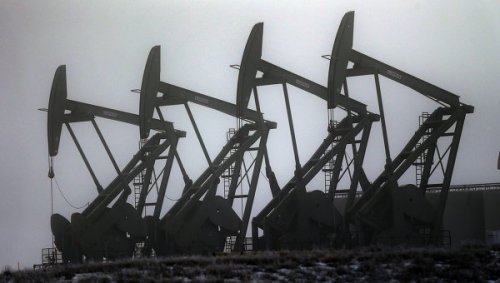 Цены на нефть растут на фоне сокращения числа буровых установок в США