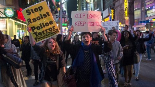 Более 60 человек арестованы в ходе протестов в Нью-Йорке