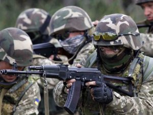 Американские офицеры посетили зону силовой операции на Донбассе