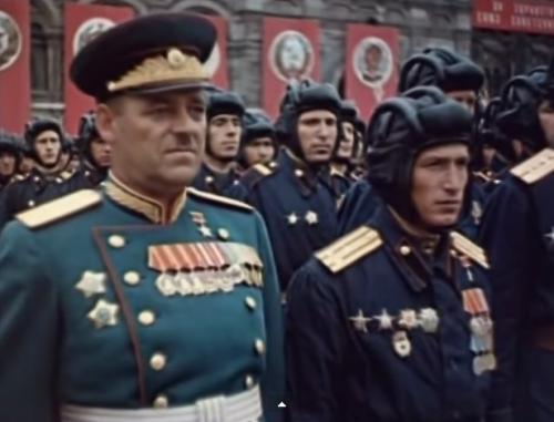 Парад Победы 1945 года в цвете