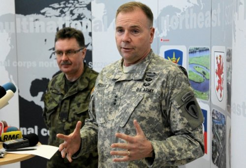 Командующий сухопутных войск США посетит Украину