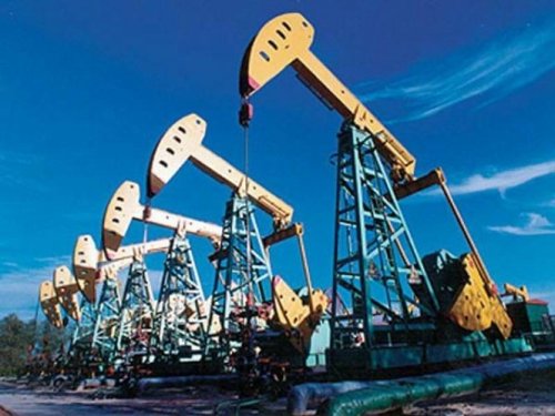 Мировые цены на нефть растут на данных по запасам нефти в США