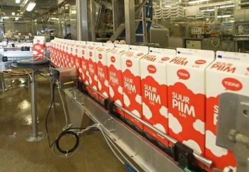 Закупочная цена на молоко в Эстонии упала из-за российских санкций на 40%
