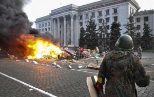 Яценюк в шоке: Европарламент требует результатов расследования трагедии в Одессе