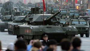 Рогозин: танк "Армата" оборудуют новой пушкой с мощным зарядом