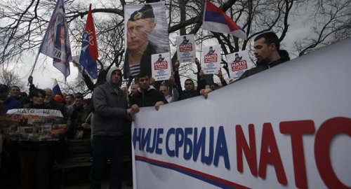 Сербия: НАТО со всех сторон